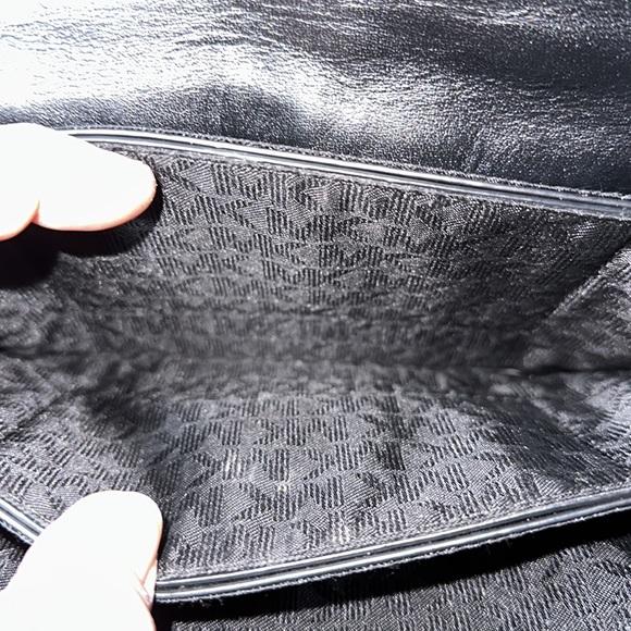 MICHAEL KORS Small Sloan Leather Gusset Crossbody - Picture 11 of 16